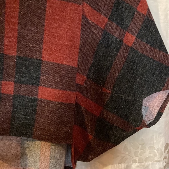 ❤️🔥5/20$❤️🔥ECLIPSE 💫 Womens Plaid Red Sweater Poncho - Picture 5 of 8